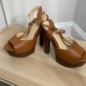 Jessica Simpson heels